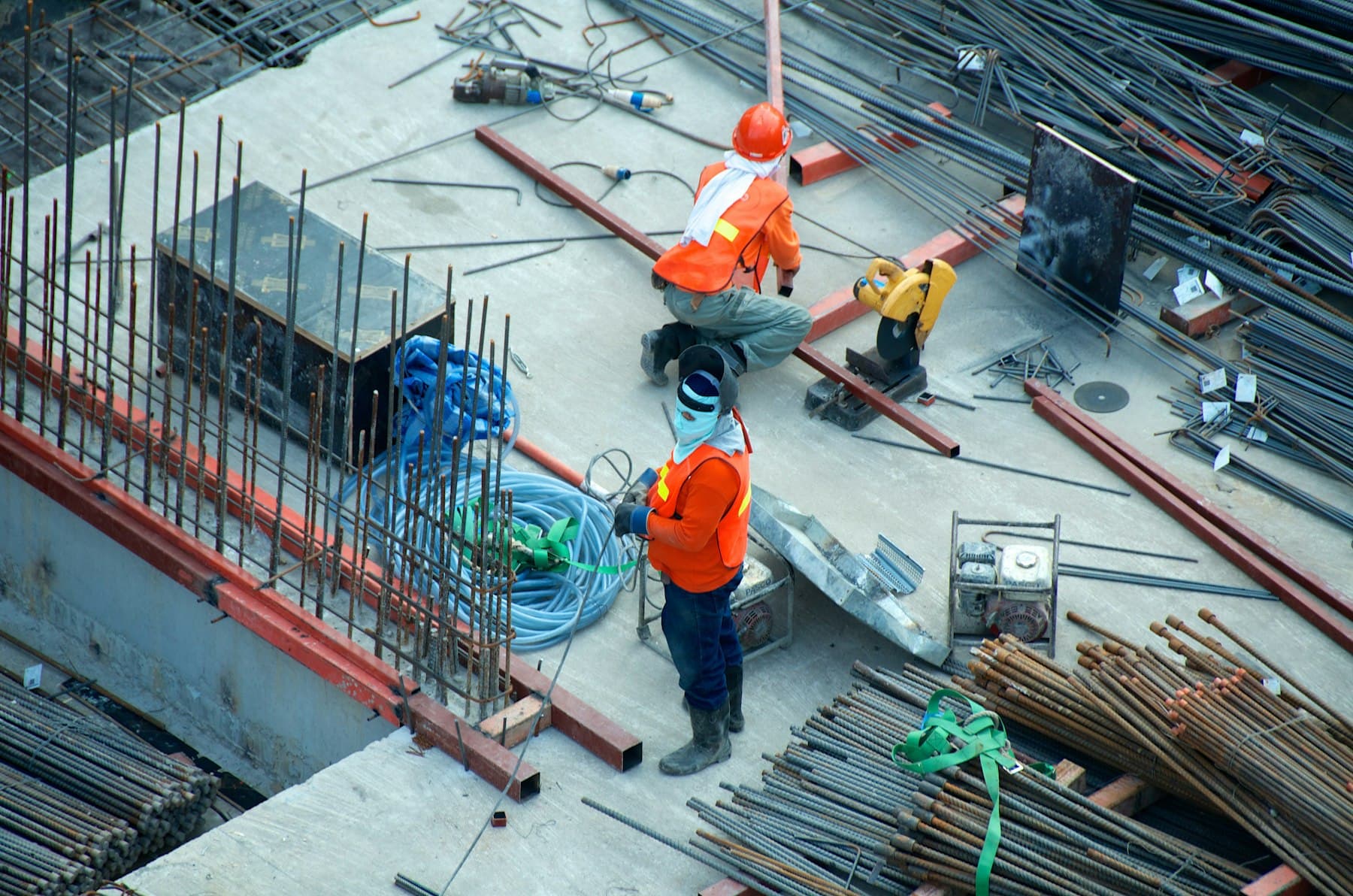 Work with protective equipment